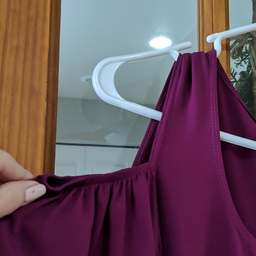 Cold Shoulder-L--NWOT - Picture 2 of 11